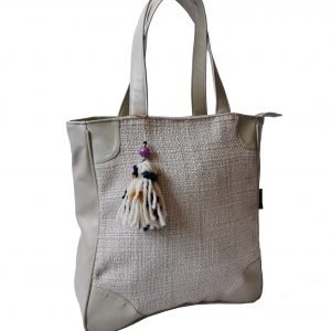 Cartera bolso de hombro pluma beige Artesana