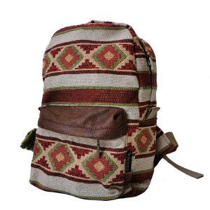 Mochila Atenea Roja con colgante decorativo