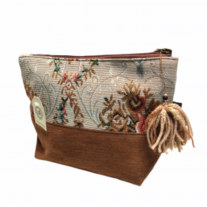 Cosmetiquero o estuche Modelo Maxi Flores Café