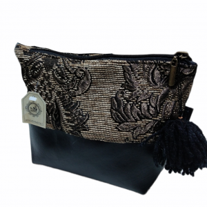 Cosmetiquero o estuche Modelo Maxi Negro Dorado