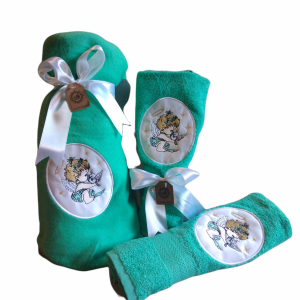 Manta de polar y toallas de mano Ángel