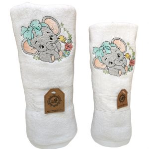 Toallas blancas de Mano y Baño con diseño elefante Celeste