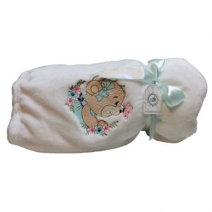 Manta de Piel blanca diseño osita mariposa