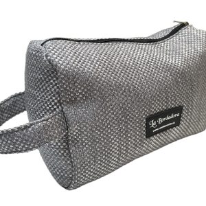 Bolso cosmetiquero plateado