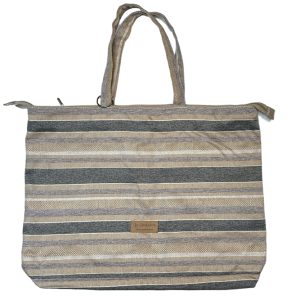 Bolso maxi con cierre líneas